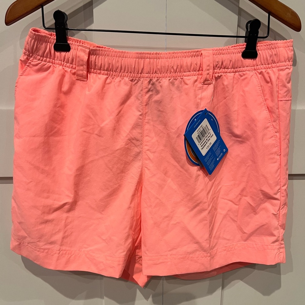 NWT Columbia women’s shorts medium